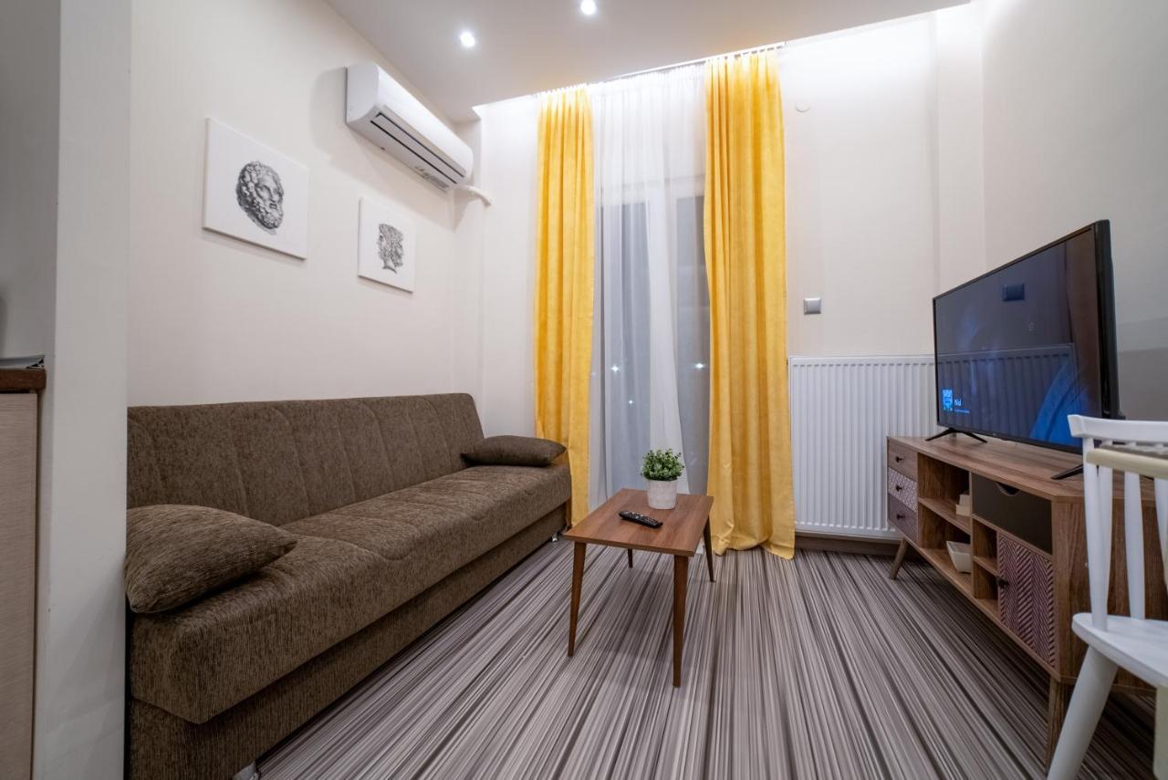 Luxury Suites With King-Sized Bed سالونيك المظهر الخارجي الصورة