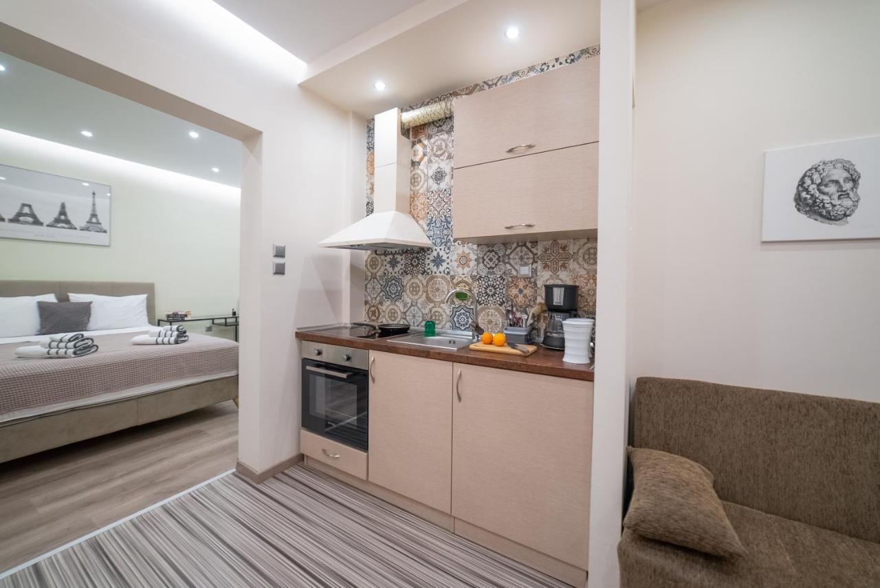 Luxury Suites With King-Sized Bed سالونيك المظهر الخارجي الصورة